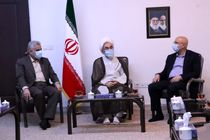 دیدار وزیر علوم، تحقیقات و فناوری و استاندار با نماینده ولی فقیه در گیلان 