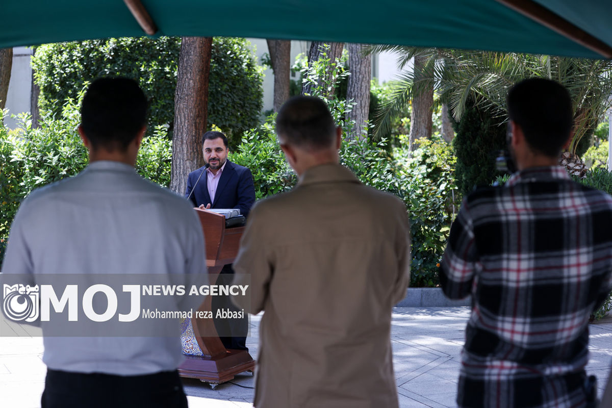 در حاشیه جلسه هیات دولت