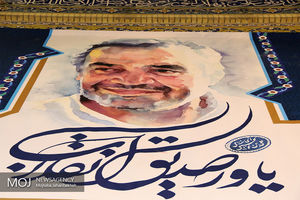 تندیس استاد پرورش با حفظ روح معنویت در آن ساخته شد