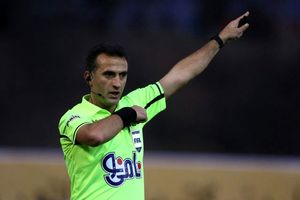 داور بازی پرسپولیس و استقلال ممنوع المصاحبه شد