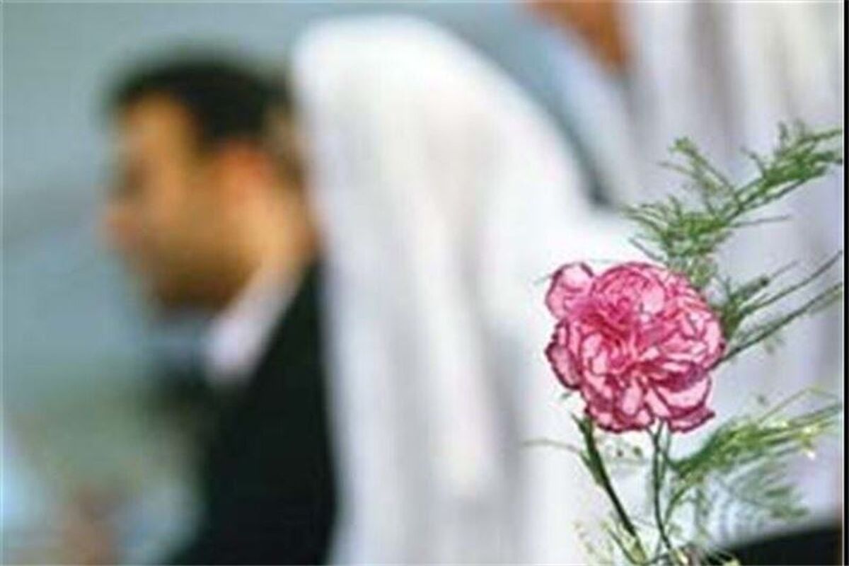 خدمات رایگان به عروس و داماد