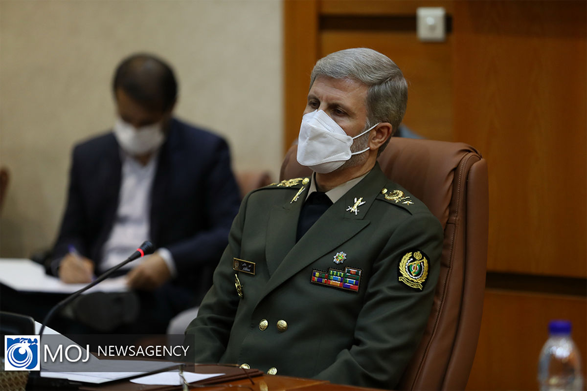 دیدار معاون رییس جمهوری ونزوئلا با امیر حاتمی وزیر دفاع