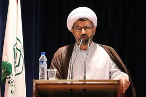 قرآن کریم در کشور مهجور قرار گرفته است