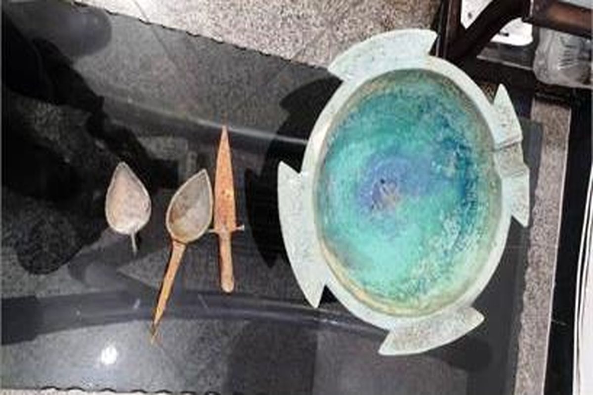 کشف اشیای تاریخی دوره سلجوقی در ساری