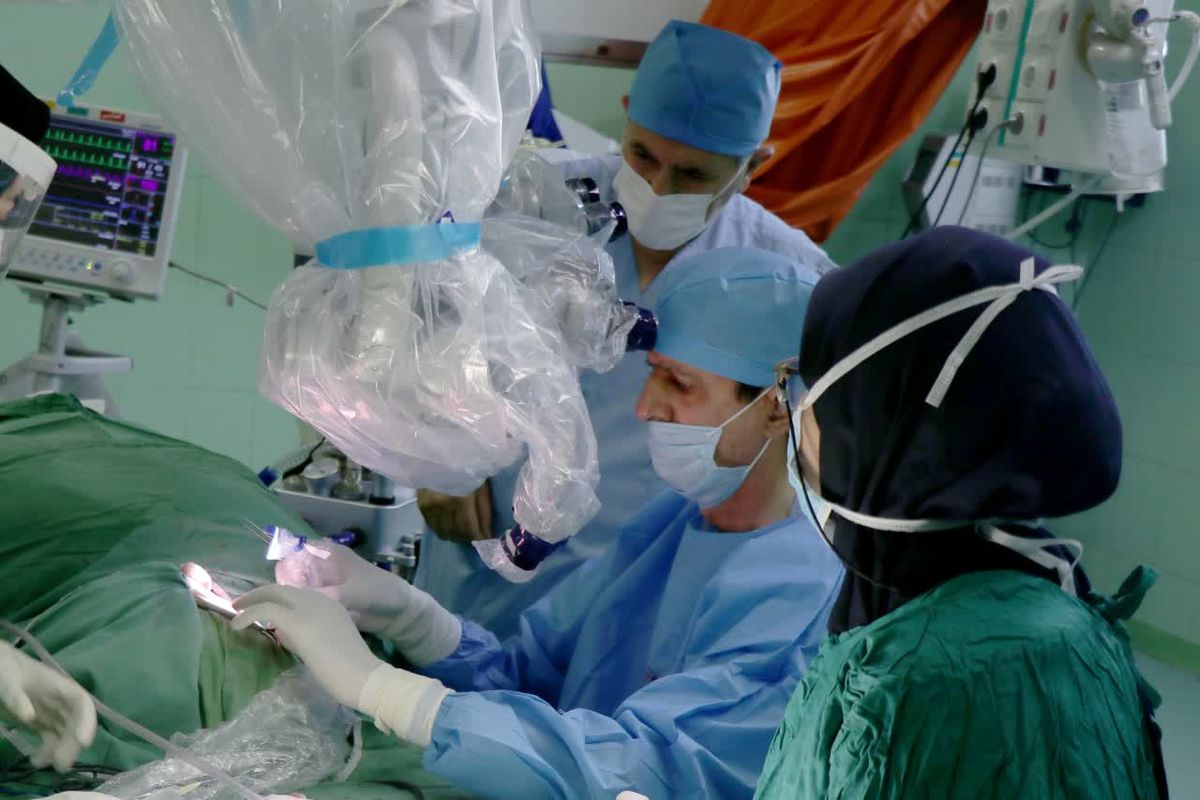 کاشت حلزون شنوایی در بابل