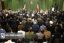 دیدار شاعران با رهبر انقلاب