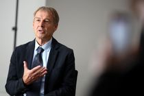 فدراسیوان فوتبال کره جنوبی کلینزمن را اخراج کرد