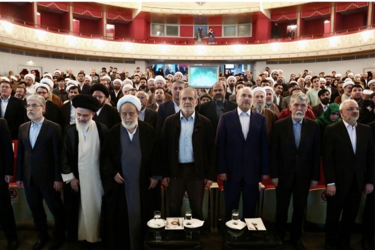 تجلیل از شیخ حسین انصاریان