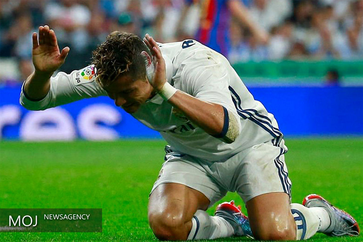 دیدار تیم های فوتبال رئال مادرید و بارسلونا‎  