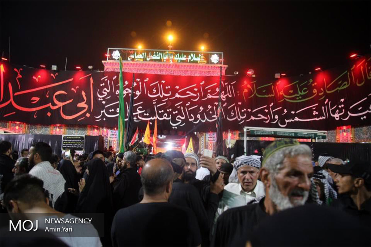 عزاداری شب اربعین حسینی (ع) در  بین الحرمین