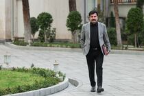 دولت چهاردهم مردم را محرم خود می‌داند