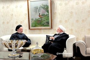 دیدار سید محمد خاتمی و مهدی کروبی پس از ۱۵ سال + فیلم