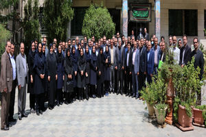 امروز در شرایطی هستیم که پست بانک ایران می تواند با بانکهای دولتی و خصوصی رقابت کند.