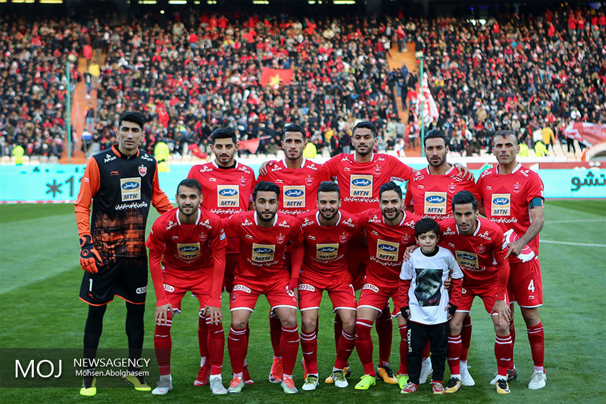 دیدار تیم های فوتبال پرسپولیس و پدیده مشهد