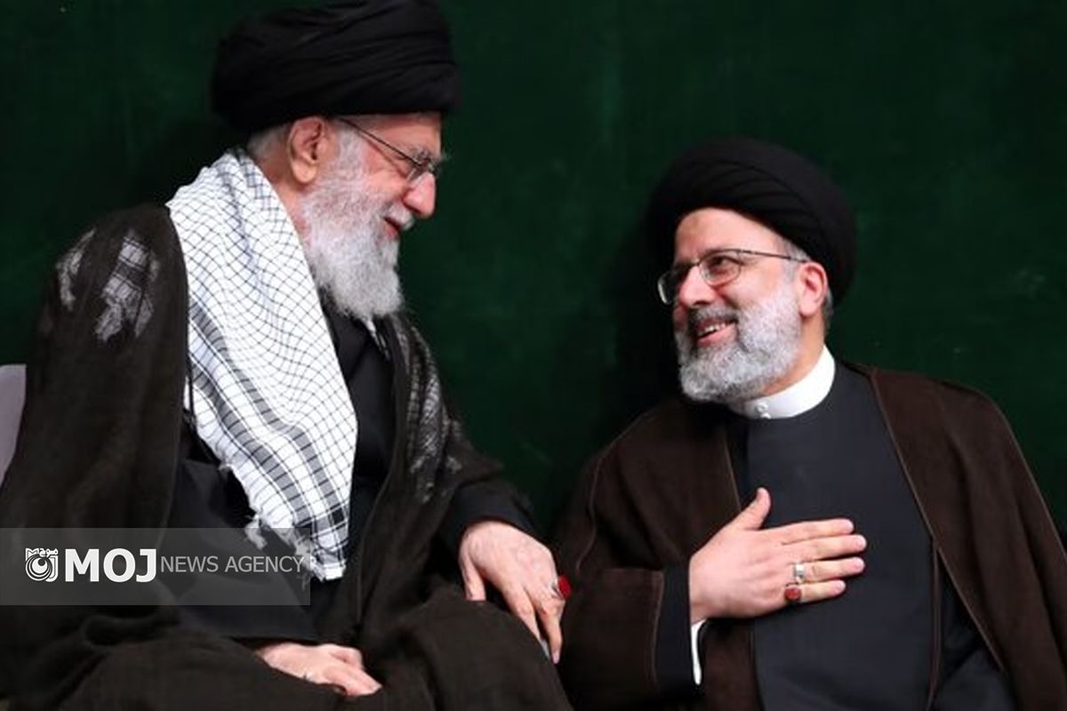 رهبر انقلاب