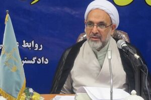 نیرو های امنیتی و انتظامی از تردد شناورهای خارجی انتقال سوخت قاچاق جلوگیری کنند