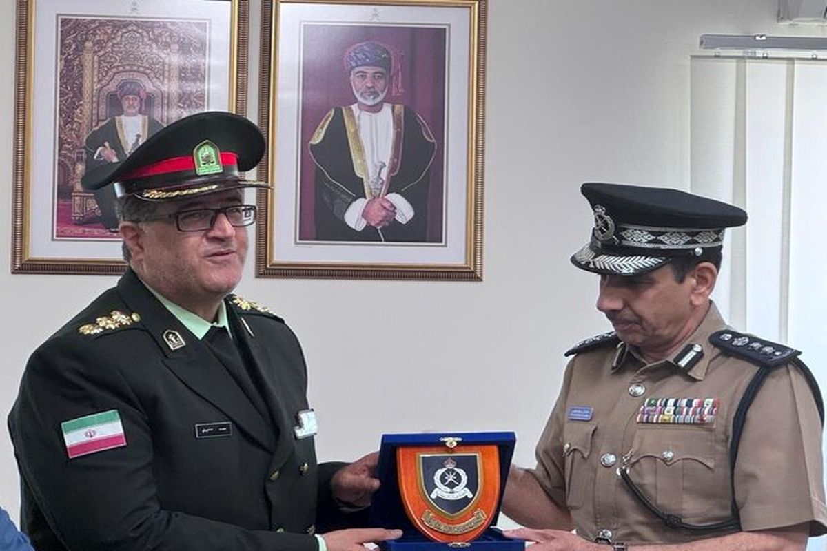 گارد ساحلی ایران و عمان