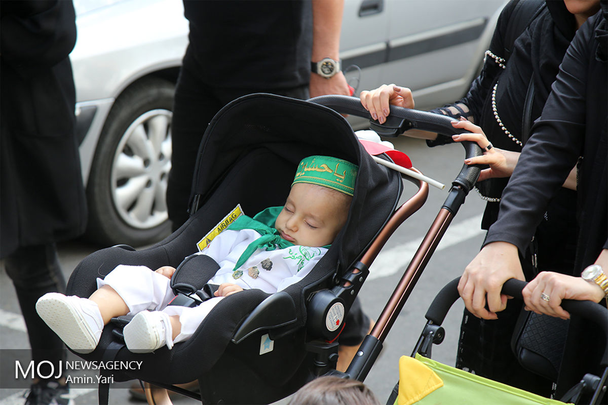 عزاداری ظهر عاشورای حسینی در محله قلهک