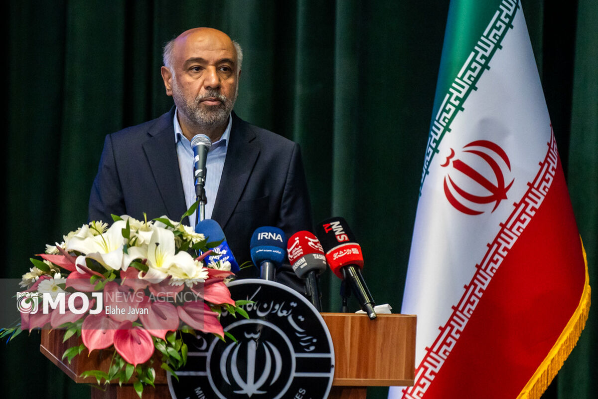 احمد میدری + وزیر تعاون، كار و رفاه اجتماعی