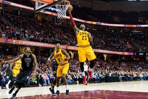 پیروزی گلدن استیت در لیگ NBA