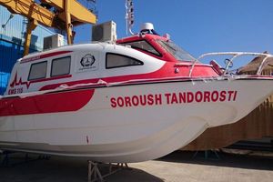 آمبولانس دریایی به شبکه بهداشت و درمان قشم اهدا شد