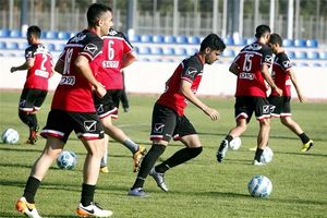 برانکو با حضور مدافع خارجی جوان در تمرین تیمش مخالفت کرد