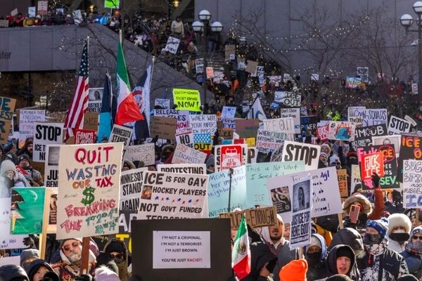 اعتراضات علیه دولت ترامپ در آستانه تعطیلی دولت فدرال تداوم دارد