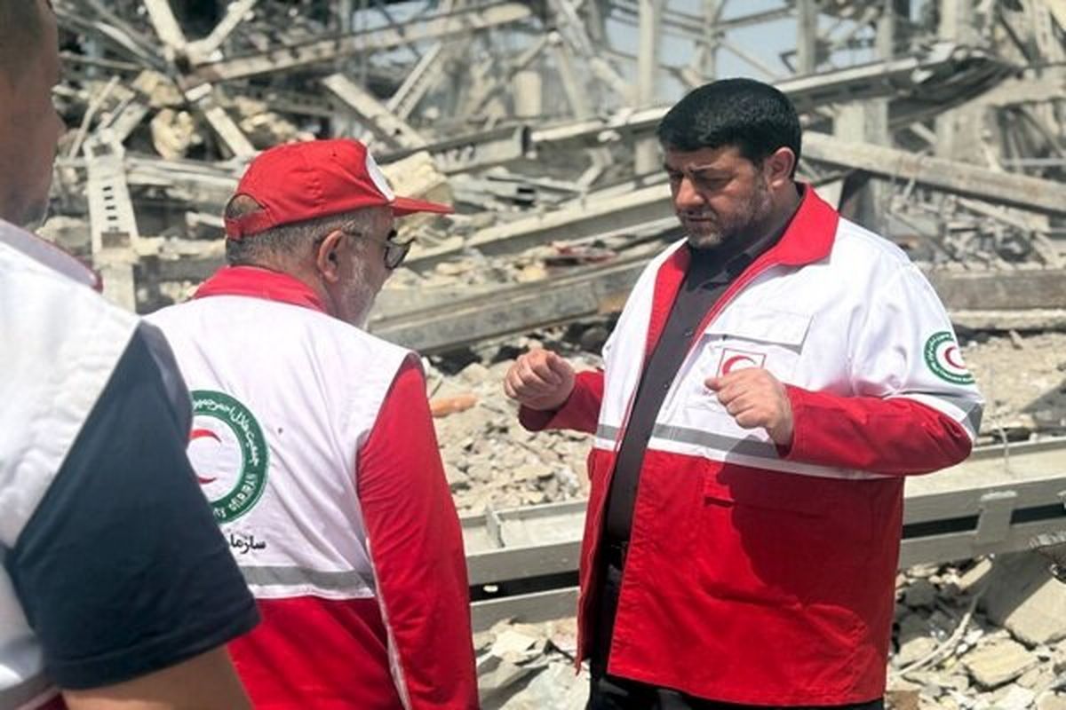 پیرحسین کولیوند رئیس جمعیت هلال‌احمر