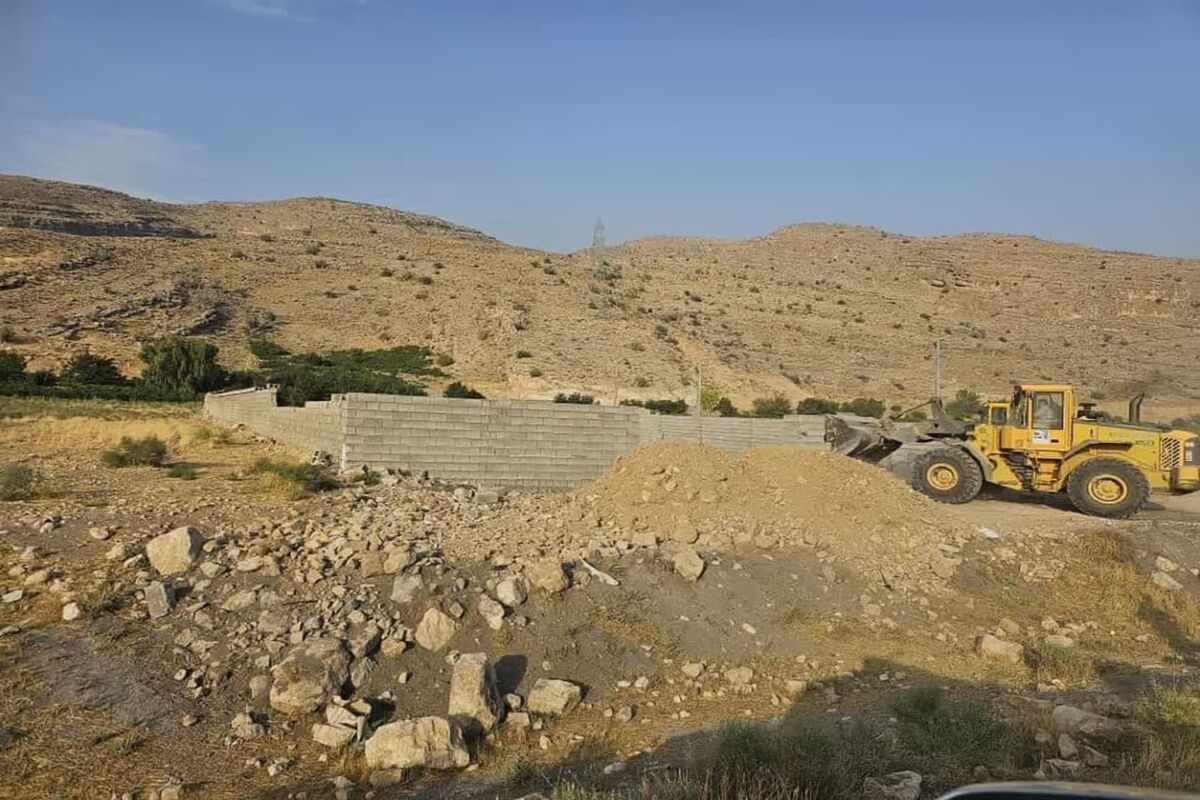 ساخت و ساز غیرمجاز 