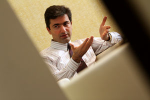 ساختار مدیریتی در کشور اشتباه است