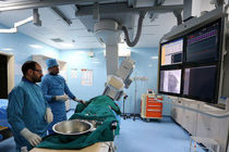 انجام نخستین آنژیوگرافی و آنژیوپلاستی قلب از طریق انگشت دست در قم