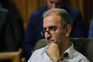 انتقاد عضو شورای شهر  به نصب کیوسک‌های نامتعارف در معابر تهران