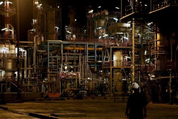 آمادگی نیروهای پالایشگاه لاوان در مدیریت حوادث جنگ تحمیلی سوم
