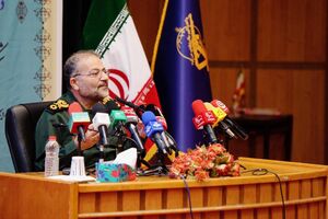 بسیج یک مکتب و الگو برای جهان است