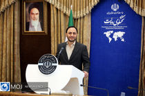 امروز وسط صحنه میدان جنگ قرار گرفتیم که همه متوجه آن شده‌اند