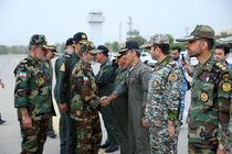 فرمانده کل ارتش از پایگاه وحدتی دزفول بازدید کرد
