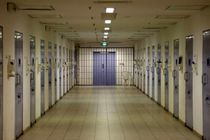 250 زندانی غیر بومی در قم وجود دارند