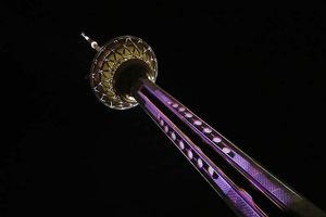 برج میلاد شنبه تعطیل است