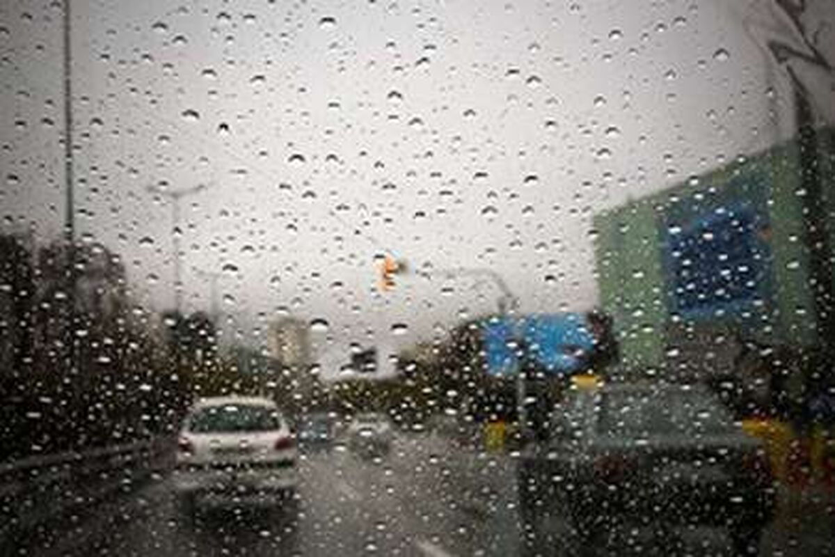 رگبار پراکنده باران