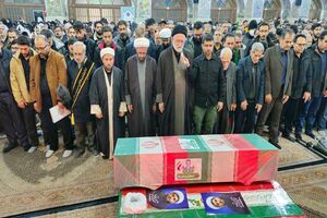 تشییع پیکر مطهر ۵ شهید مدافع وطن در شیراز