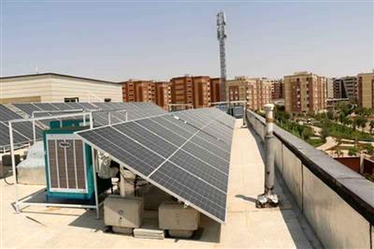 پنل خورشیدی