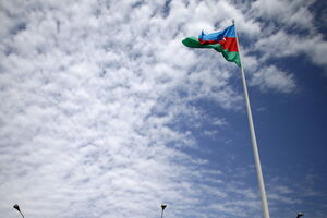 Azerbaijani jet fighter crashes into Caspian Sea