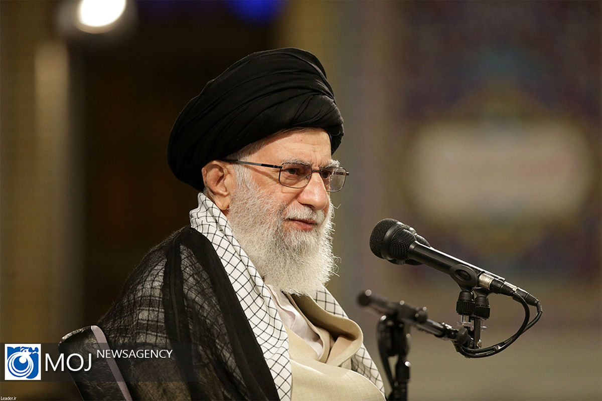 دیدار دست‌اندرکاران و کارگزاران حج با مقام معظم رهبری