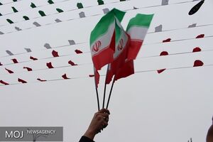 هر تلاشی  برای جدایی بین مردم و انقلاب محکوم به شکست است