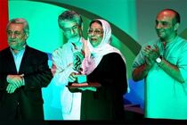 هنگامه مفید تصنیف‌های «انسانم آرزوست» را می‌سازد