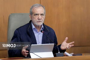 تأکید پزشکیان بر آینده‌نگری در مناطق آزاد