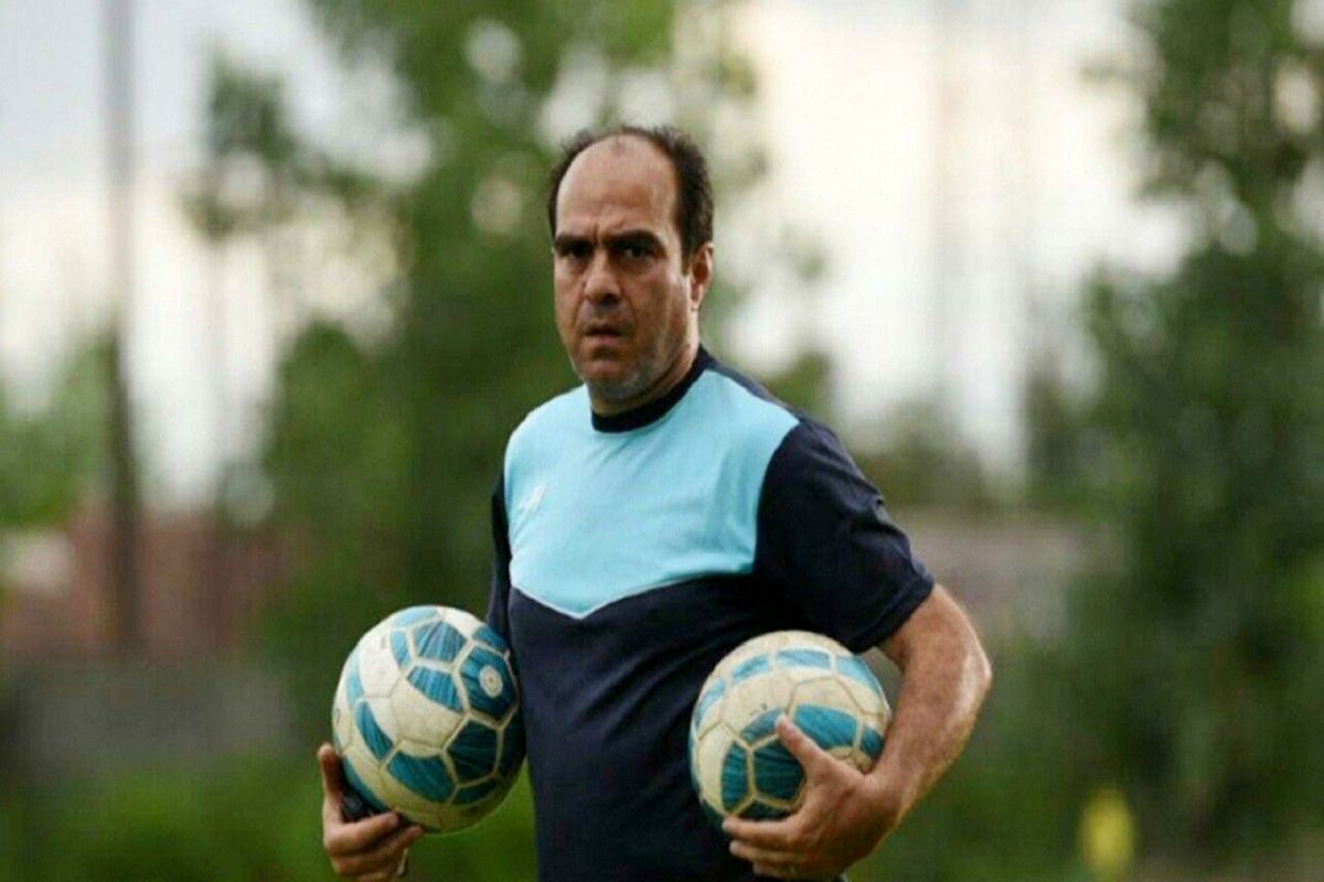 مدیر تیم فوتبال استقلال