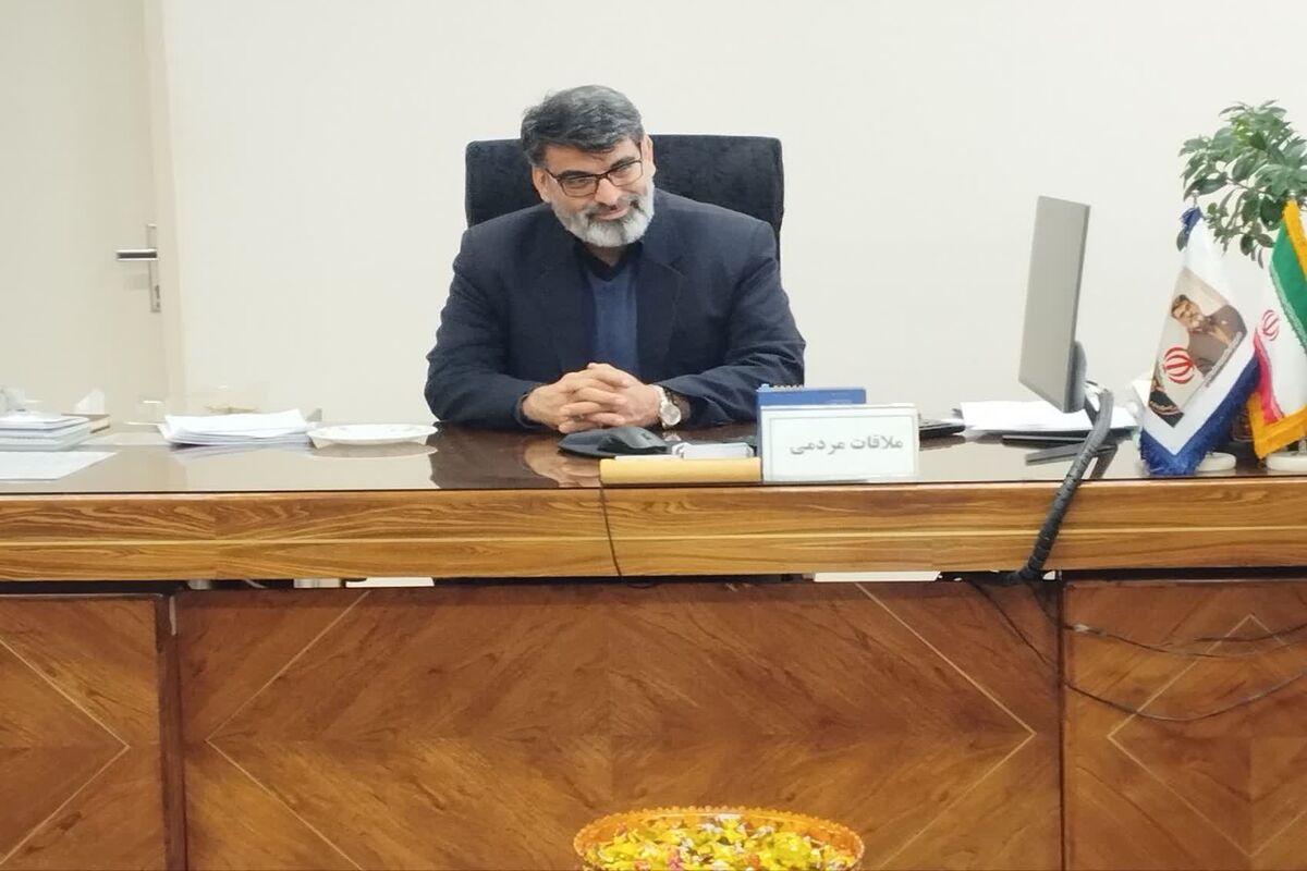 مجید مومنی