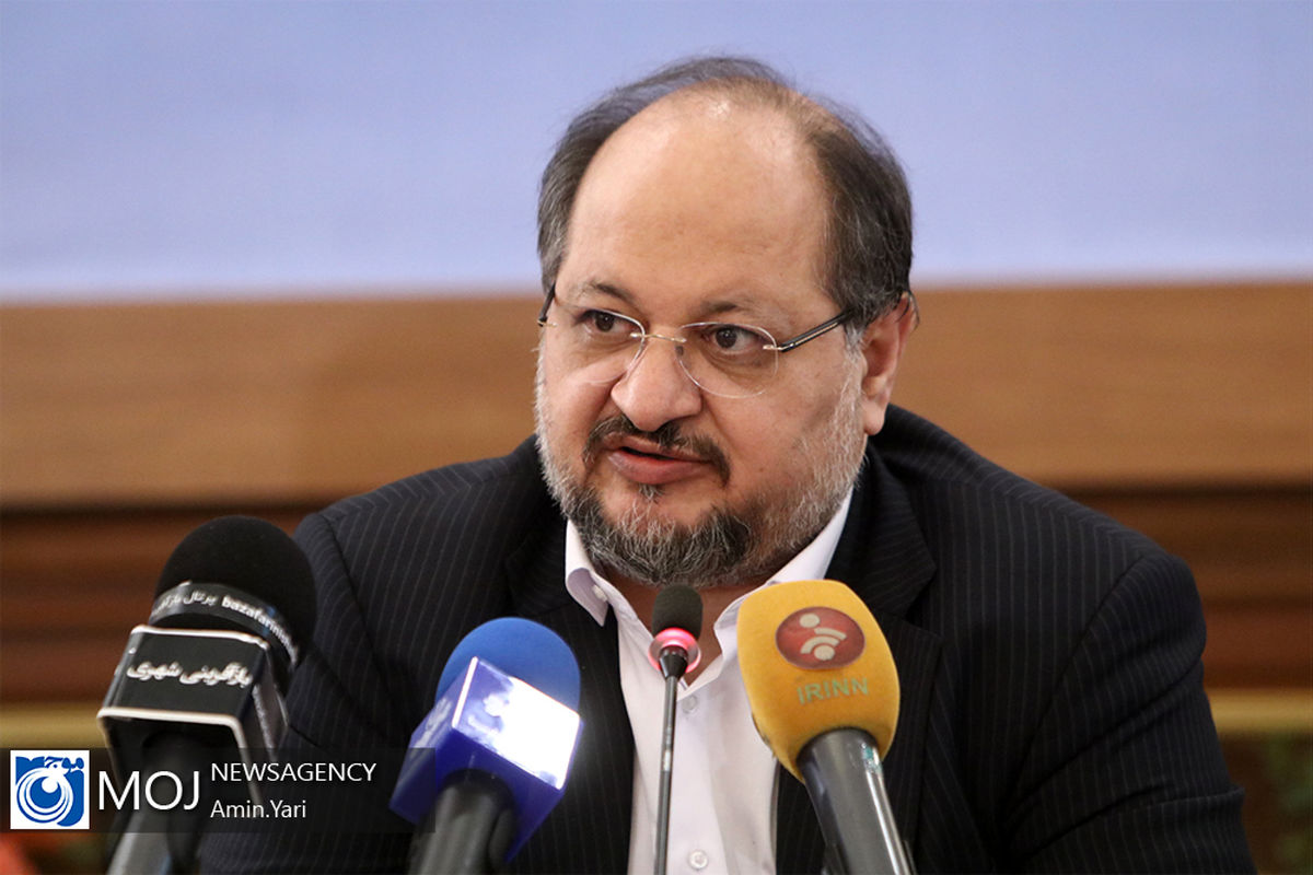 محمد شریعتمداری وزیر تعاون، کار و رفاه اجتماعی 