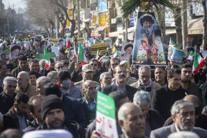 محکومیت جنایات اغتشاشگران در کرمانشاه با حضور با شگوه مردم